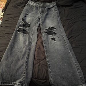 SHEIN Black Ripped Jeans